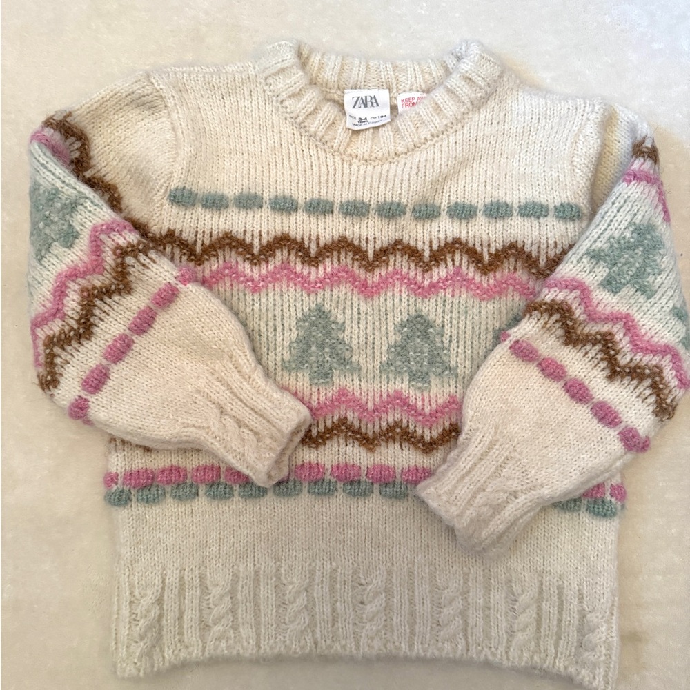 Zara Cream Sweater with Pink and Brown Accents